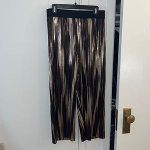 Alice and Olivia crinkly cut metallic pants size M